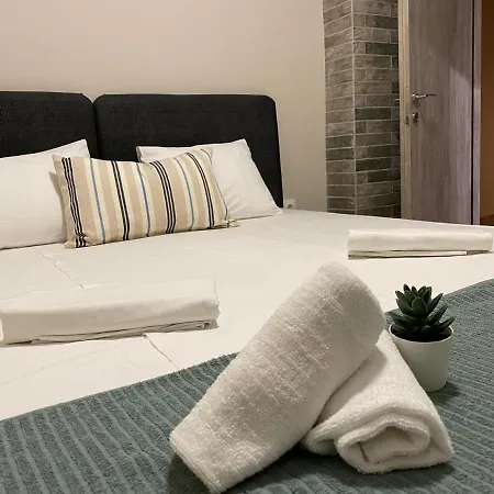Davidana Deluxe Apartment *