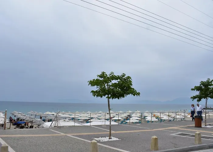 Davidana Deluxe Apartman Nea Kallikrateia